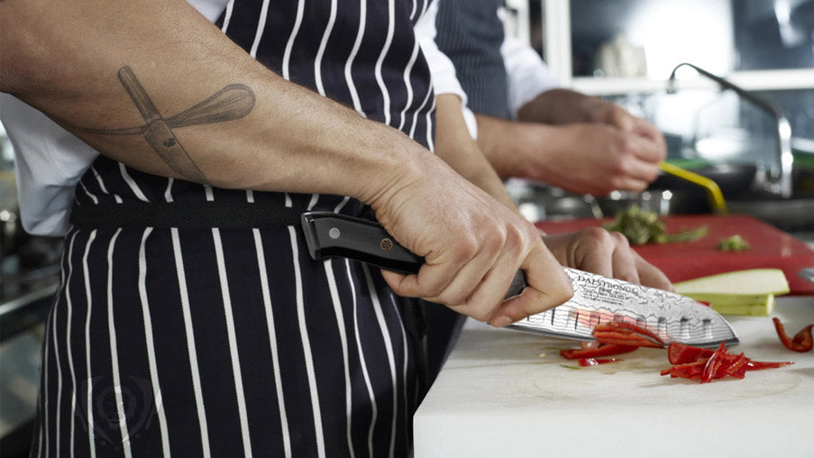 We Unbox The Gladiator Series RED Edition 7 Santoku Knife. Razor-Sharp  Triple Threat. 