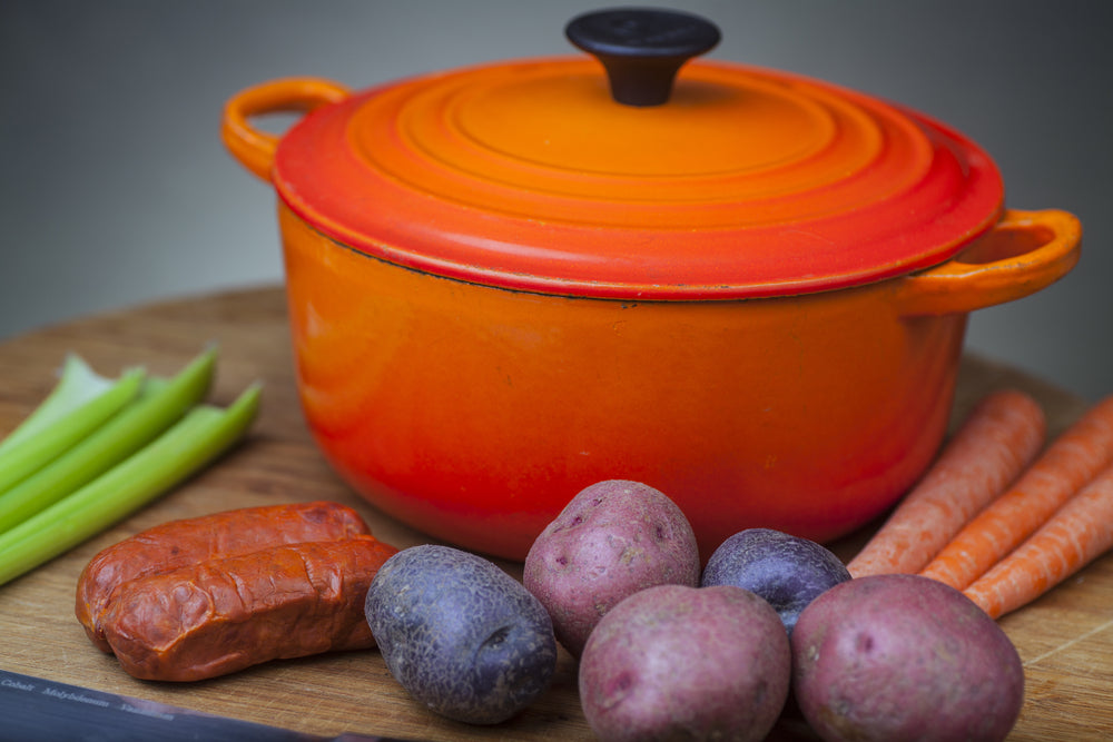 Copper Dutch Ovens: The History and Uses Of Dutch Ovens - Sertodo