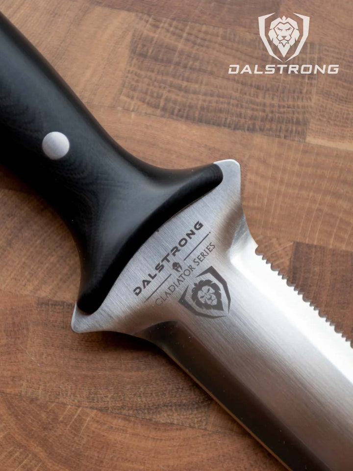 Dalstrong gladiator series 6.5 inch hori hori knife with black handle featuring it's series and dalstrong logo.