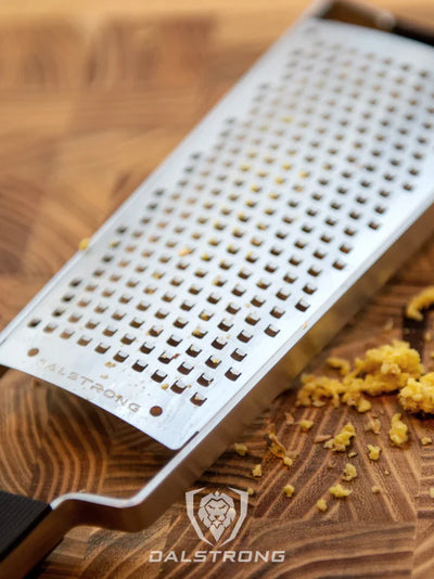 How To Grate Ginger The Easiest Way Without Making A Mess