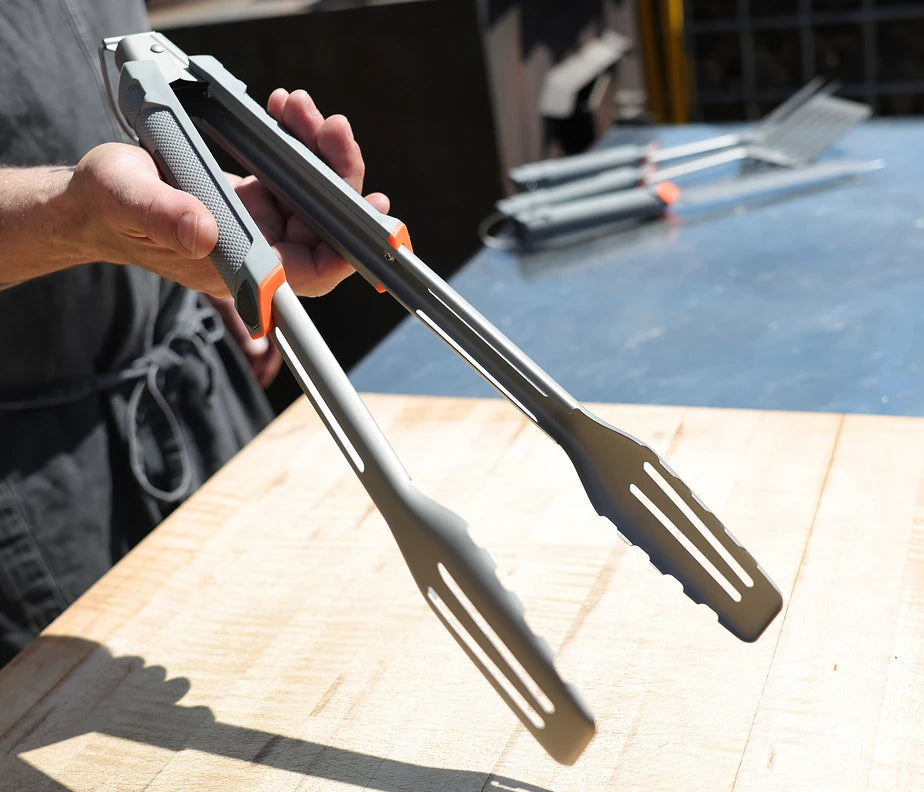 <h6>Stay sharp through the long burn.</h6><p>Hours at the grill add up. The balanced build keeps your wrist fresh through long cooks, so the last flip is as clean as the first.</p>