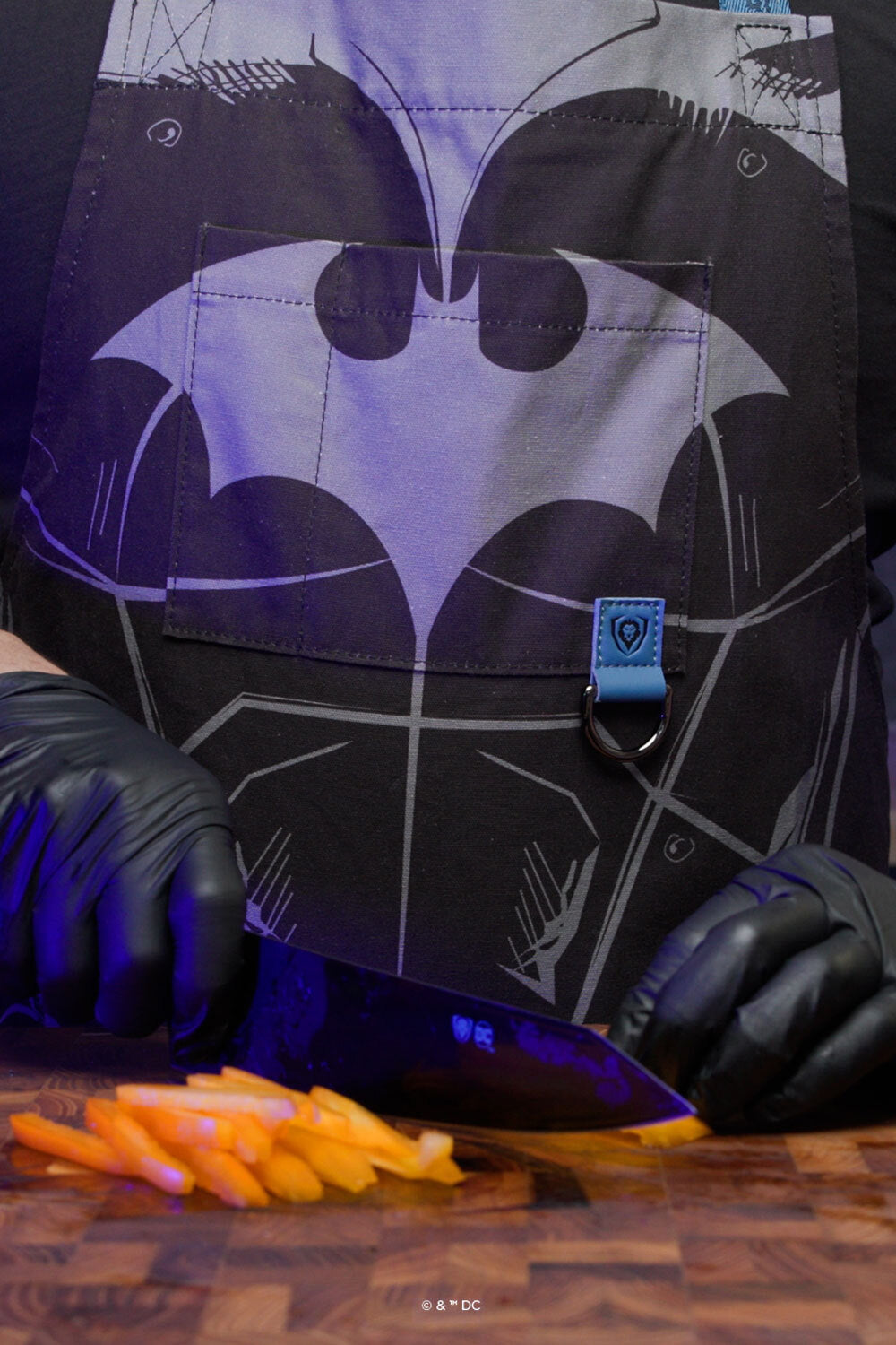 Chef's Apron | Batman™ Edition | Black Crusader | 100% Breathable Cotton | Dalstrong ©