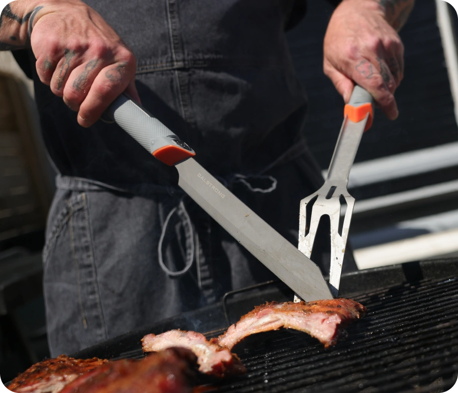 <h6>Stay sharp through the long burn.</h6><p>Hours at the grill add up. The balanced build keeps your wrist fresh through long cooks, so the last flip is as clean as the first.</p><h6>Lightweight build, heavy duty toughness. </h6><p>Stainless steel heads, Titanium Nitride coated for heat and corrosion resistance. The gear you grab without thinking and work with for hours on end, if that’s what the job calls for.</p>