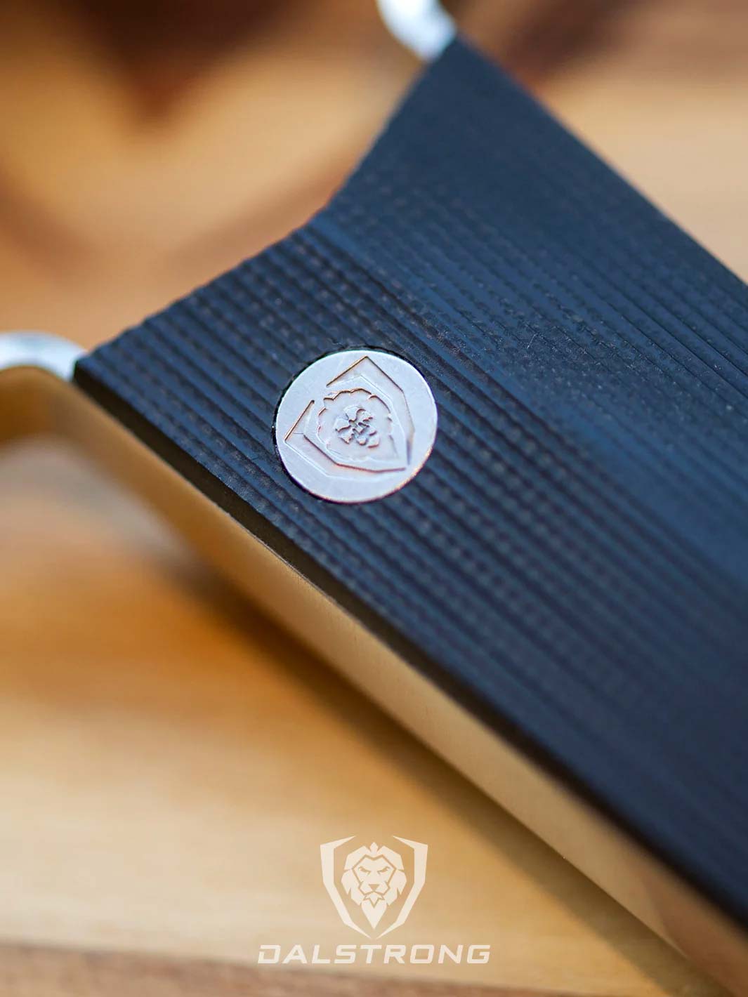 Professional Zester Narrow Grater | Dalstrong © 9