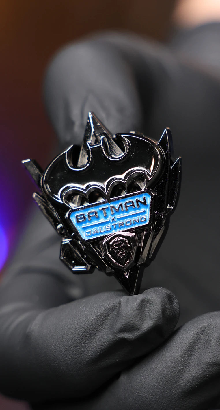 Displayable Batman™ Collector Pin 1